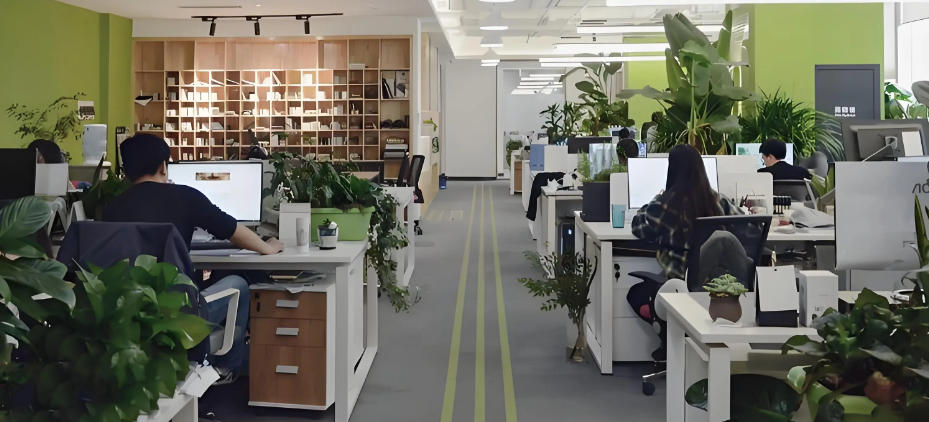 浙江弘柒商貿(mào)發(fā)展有限公司輪播圖1